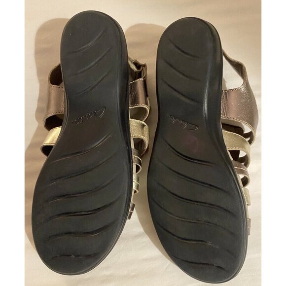 CLARKS COLLECTION Soft Cushion Pewter Metallic Gladiator Sandals Size 11 - Picture 4 of 7